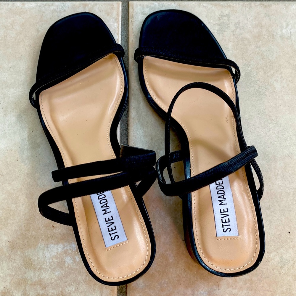 Steve Madden stretchy elastic straps 2” heels.